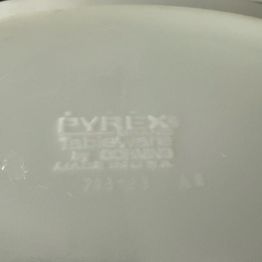 Two Vintage Pyrex Tiburon 793-35 Copper Filigree Oval Serving Platters - Picture 7 of 10